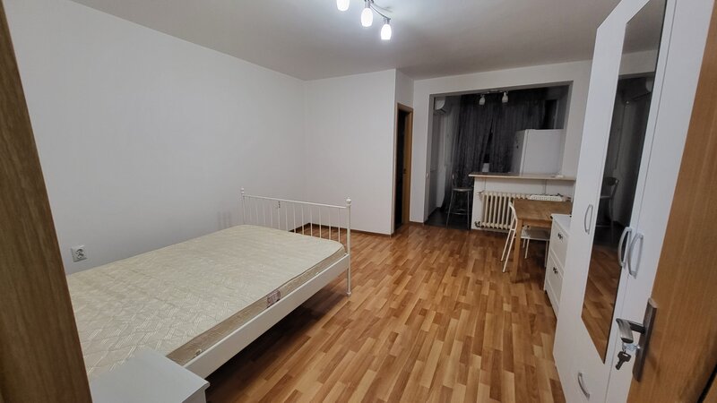 Drumul Taberei, Hanul Drumetului, Bd. 1 Mai. - particular