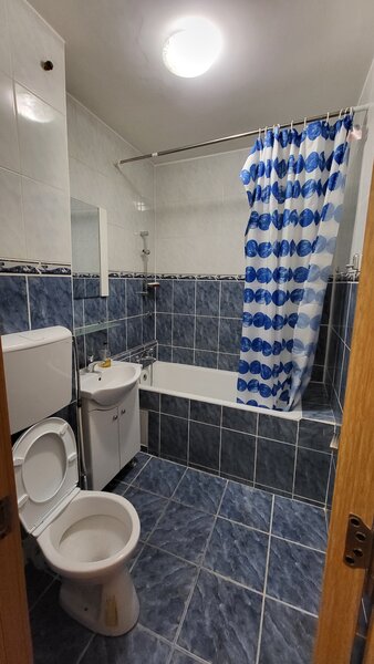 Drumul Taberei, Hanul Drumetului, Bd. 1 Mai. - particular